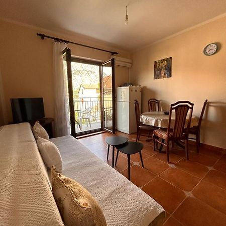 Apartment With Sea View Kotor Eksteriør billede