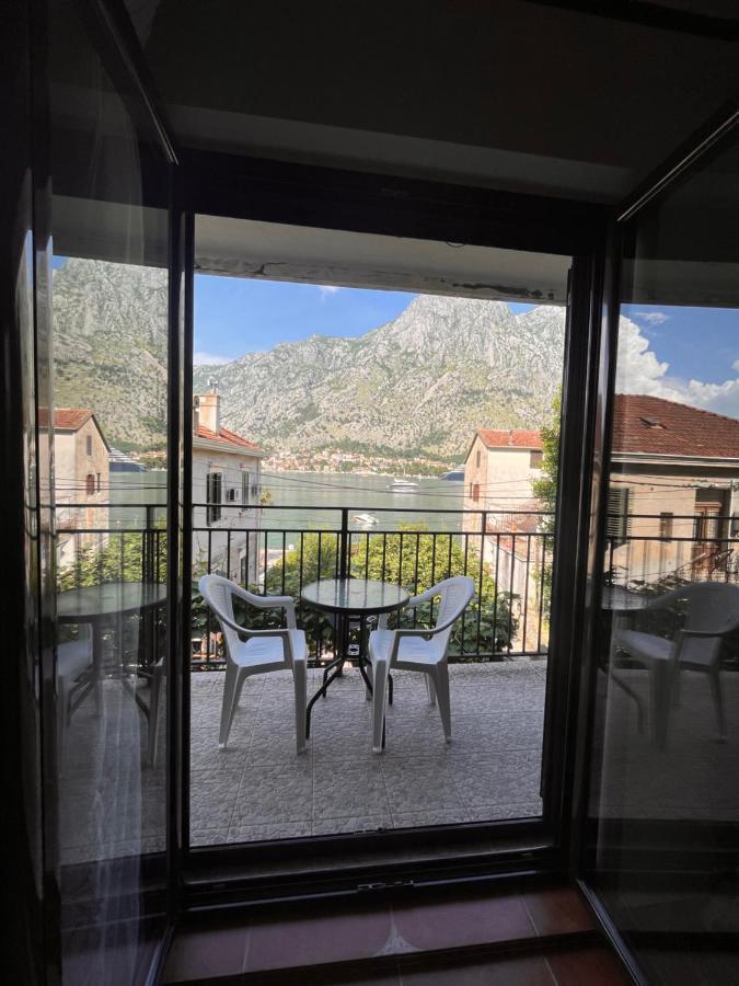 Apartment With Sea View Kotor Eksteriør billede