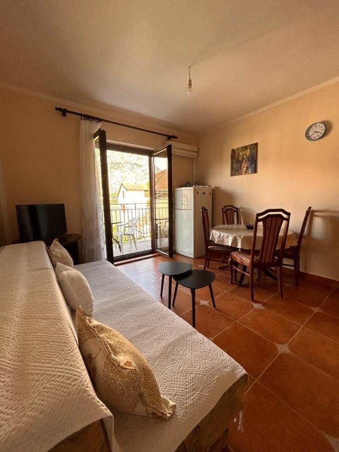 Apartment With Sea View Kotor Eksteriør billede