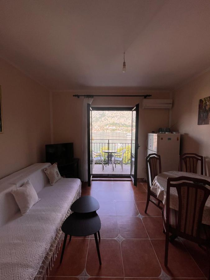 Apartment With Sea View Kotor Eksteriør billede